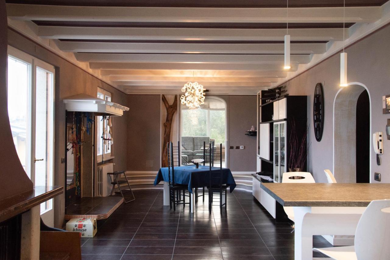 Guesthouse "Villa Tamas" Limone sul Garda Exteriör bild